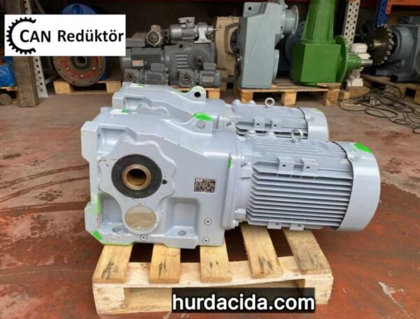 SIFIR 15 HP Konik Redüktör