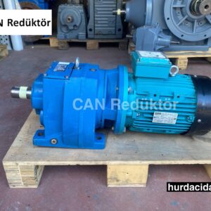 5.5 HP 90 Devir Helisel Ayaklı Redüktör